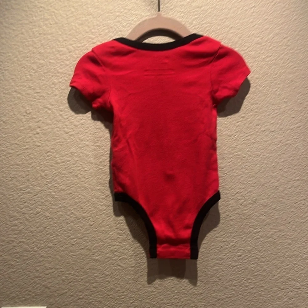 Nike Baby Boys Baseball Onesie bodysuit Romper Size 0-6 Months Red